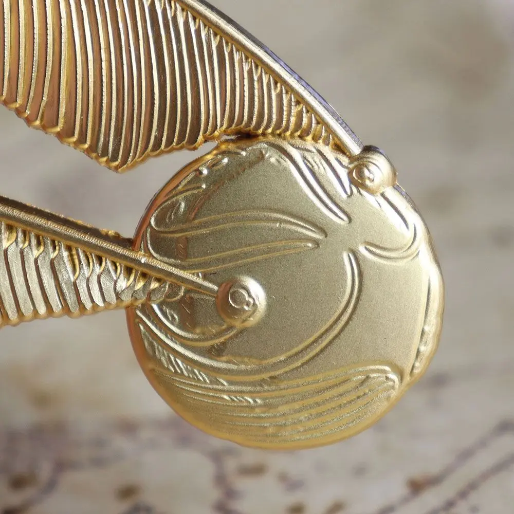Harry Potter XL Premium Pin Badge Oversized Snitch (gold plated) product photo