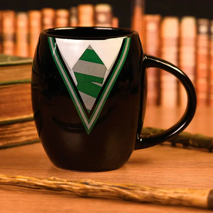 Harry Potter Oval Mug Slytherin Uniform termékfotó