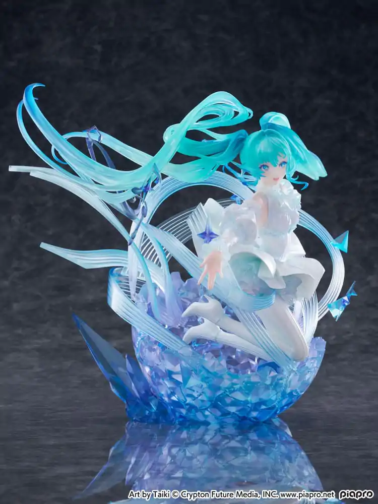 Hatsune Miku PVC Statue 1/7 Hatsune Miku - Crystal Dress Ver. 22 cm      product photo