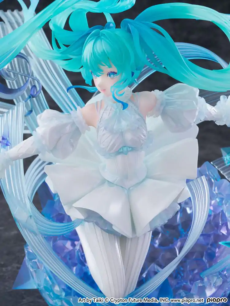 Hatsune Miku PVC Statue 1/7 Hatsune Miku - Crystal Dress Ver. 22 cm      product photo