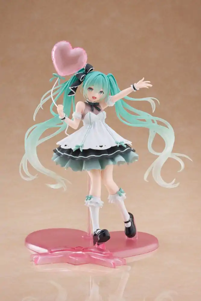 Hatsune Miku AMP+ PVC Statue Hatsune Miku Birthday 2025 Party Ver. 21 cm product photo