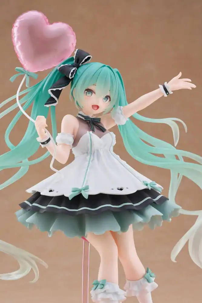 Hatsune Miku AMP+ PVC Statue Hatsune Miku Birthday 2025 Party Ver. 21 cm product photo