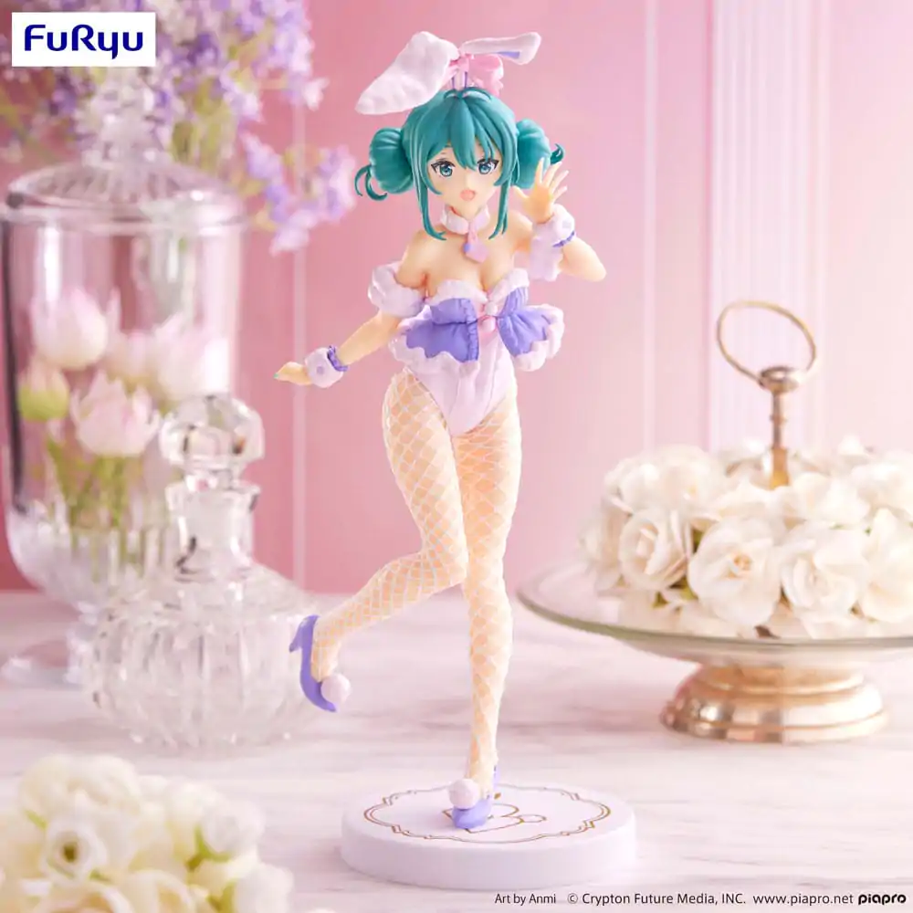 Hatsune Miku BiCute Bunnies PVC Statue White Rabbit Purple Color Ver. 28 cm product photo