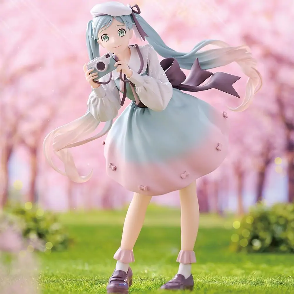 Hatsune Miku Camera Holiday Memories figure 20cm product photo