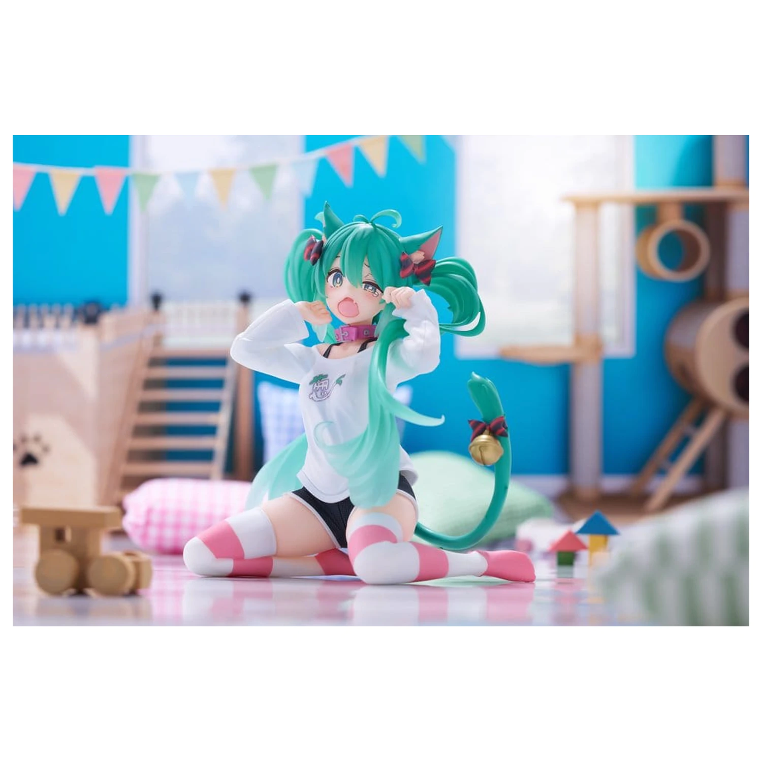 Hatsune Miku PVC Statue Desktop Cute Figure Hatsune Miku Cat Ear T-Shirt Ver. 13 cm         product photo