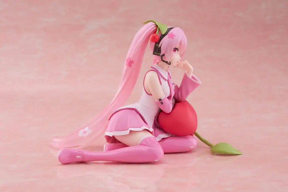 Hatsune Miku PVC Statue Desktop Cute Figure Sakura Miku Cherry Cushion Ver. 13 cm termékfotó