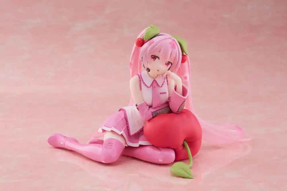 Hatsune Miku PVC Statue Desktop Cute Figure Sakura Miku Cherry Cushion Ver. 13 cm termékfotó