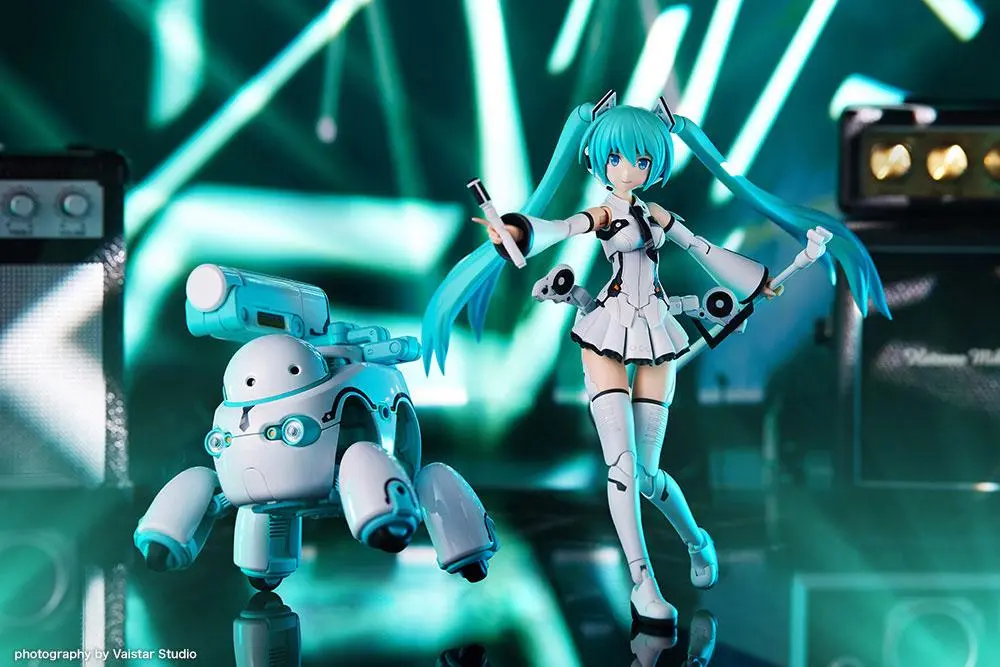 Hatsune Miku Frame Arms Girl Plastic Model Kit Music Girl Hatsune Miku (Maruttoys Ver.) &amp; Tamotu (Miku Ver.) 15 cm product photo