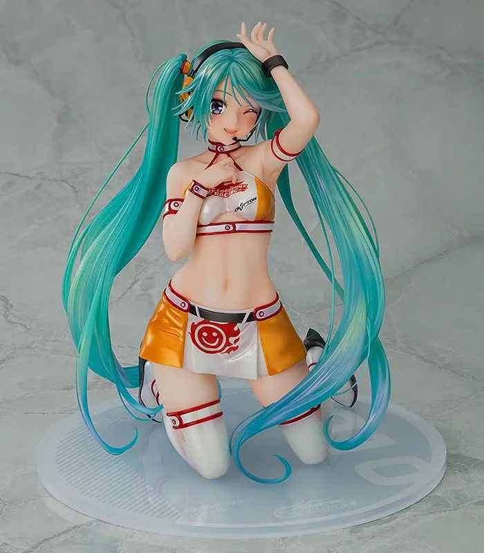 Hatsune Miku GT Project PVC Statue 1/7 Racing Miku 2010 Ver. Art by Kentaro Yabuki 18 cm product photo