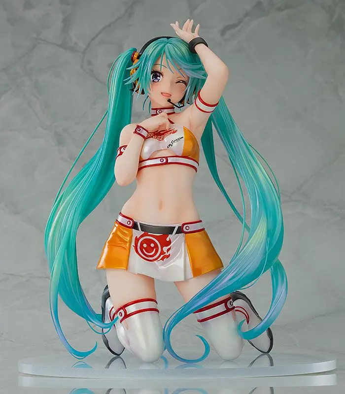 Hatsune Miku GT Project PVC Statue 1/7 Racing Miku 2010 Ver. Art by Kentaro Yabuki 18 cm product photo