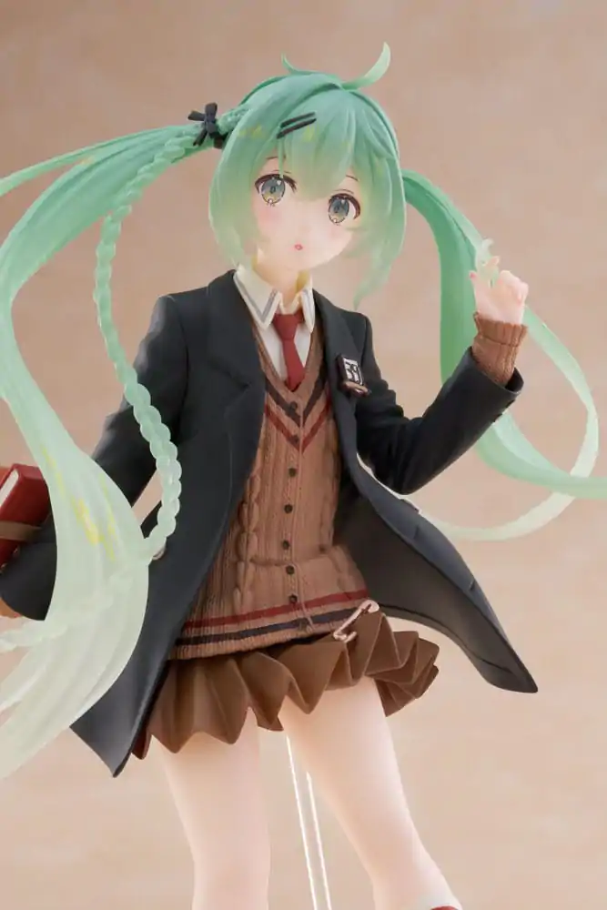 Hatsune Miku PVC Statue Hatsune Miku Fashion Preppy Ver. 18 cm product photo