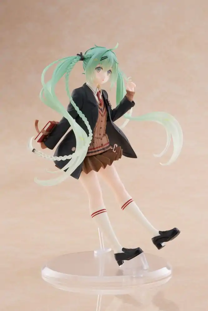 Hatsune Miku PVC Statue Hatsune Miku Fashion Preppy Ver. 18 cm product photo