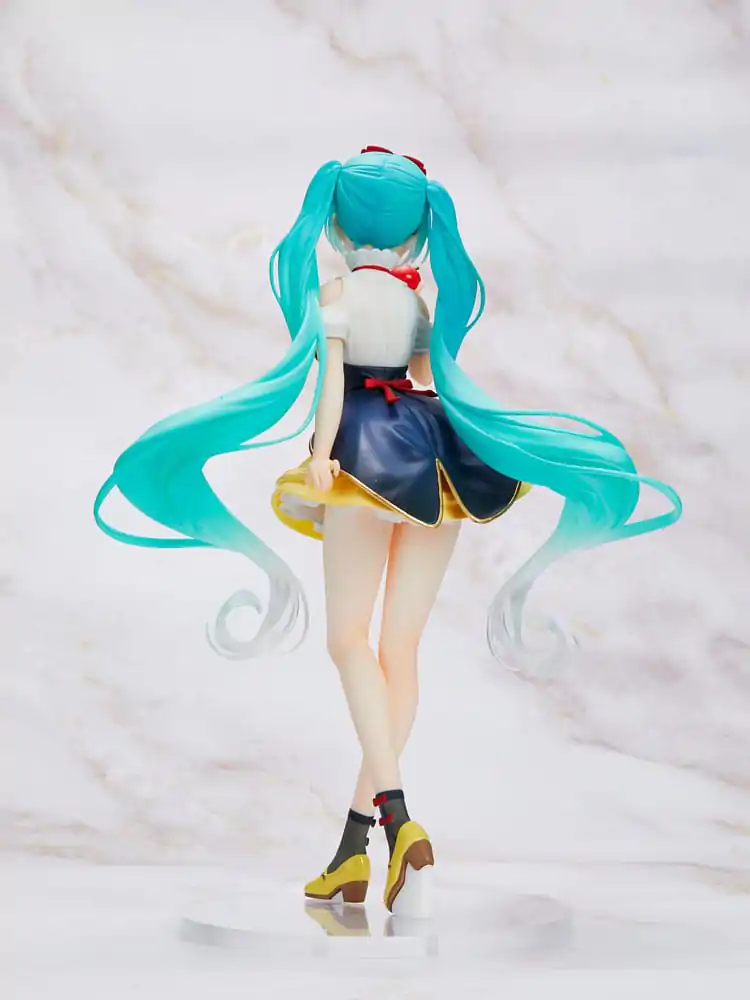 Hatsune Miku PVC Statue Hatsune Miku Wonderland Snow White 18 cm product photo