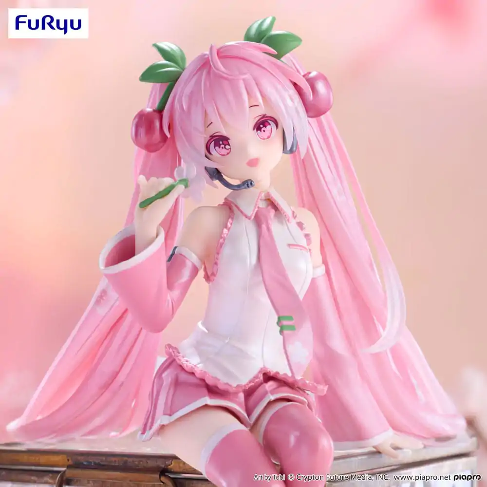 Hatsune Miku Noodle Stopper PVC Statue Sakura Miku 2024 Pearl Color Ver. 15 cm product photo