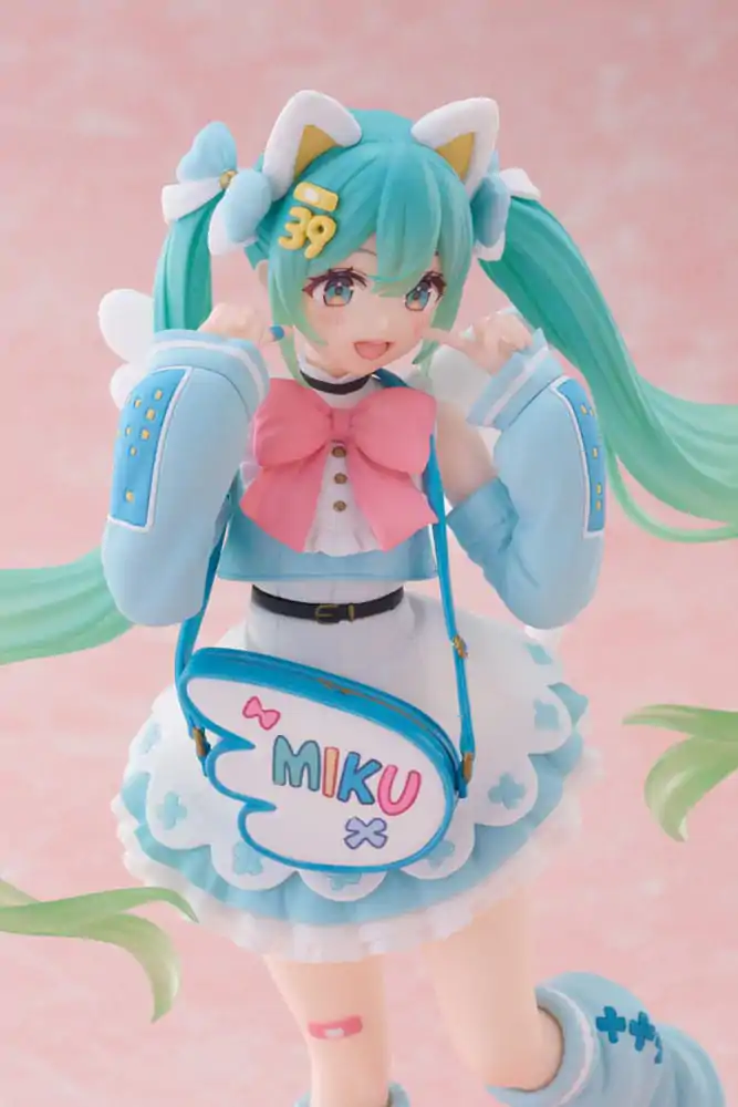 Hatsune Miku PVC Statue Hatsune Miku Fashion Fancy Ver. 18 cm     product photo