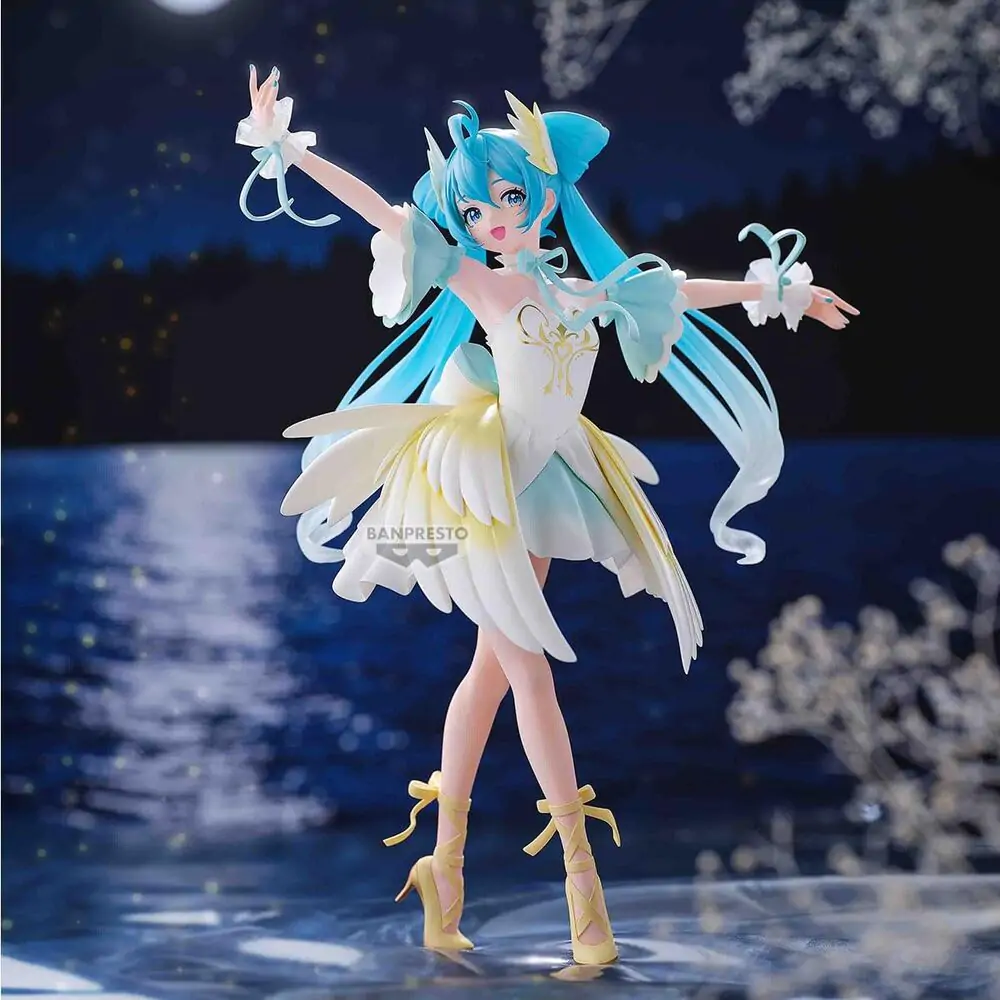 Hatsune Miku Swan Lake figure 21cm product photo