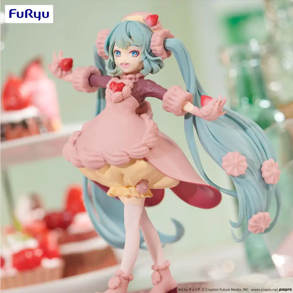 Hatsune Miku SweetSweets Series PVC Statue Strawberry Chocolate Short 17 cm product photo