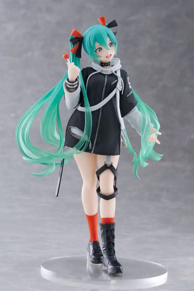 Hatsune Miku Wonderland PVC Statue Fashion Punk Ver. 18 cm termékfotó