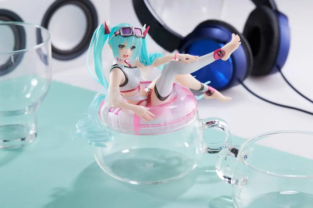 Hatsune Miku Wonderland PVC Statue Hatsune Miku Aqua Float Girls 18 cm product photo