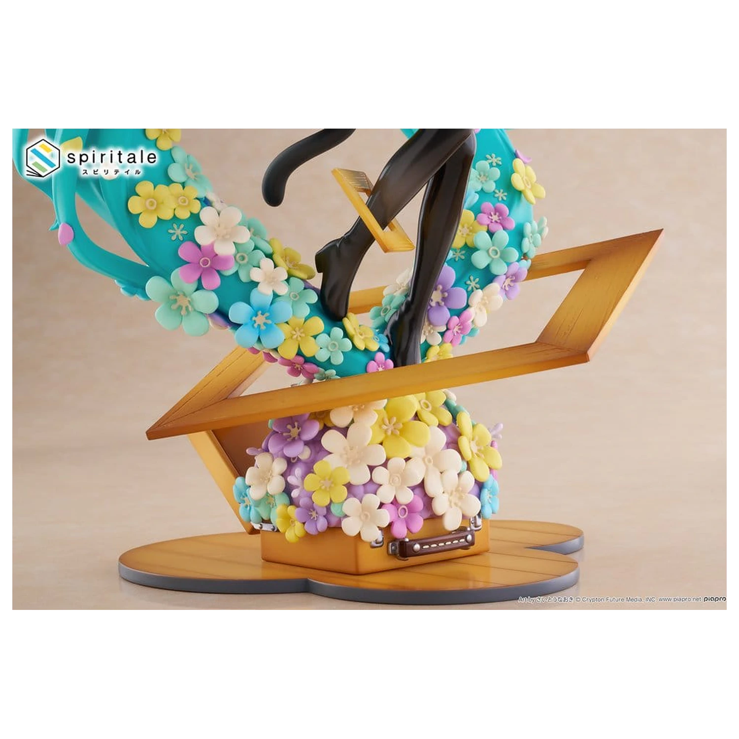 Hatsune Miku x Naoki Saito PVC Statue 1/7 My Figure Making! The Painter Ver. 34 cm  product photo
