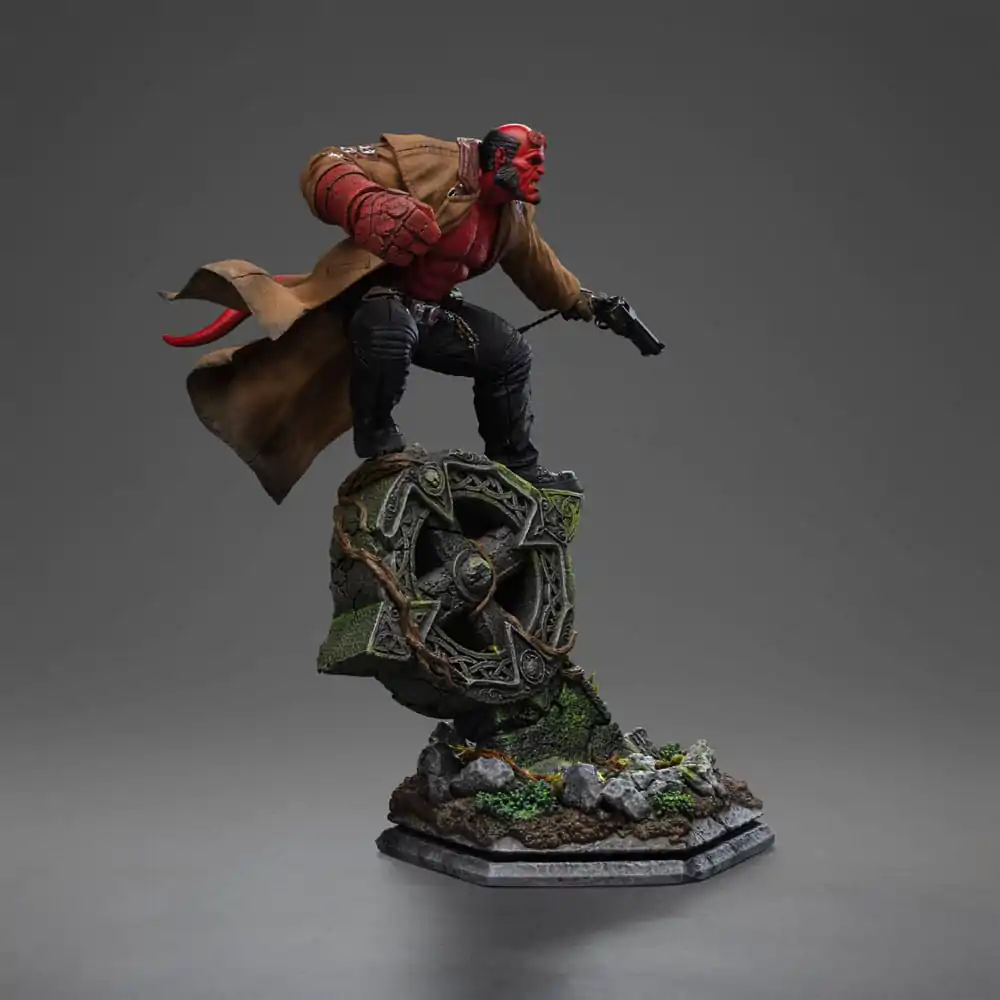 Hellboy 2 BDS Art Scale Statue 1/10 Hellboy 34 cm product photo