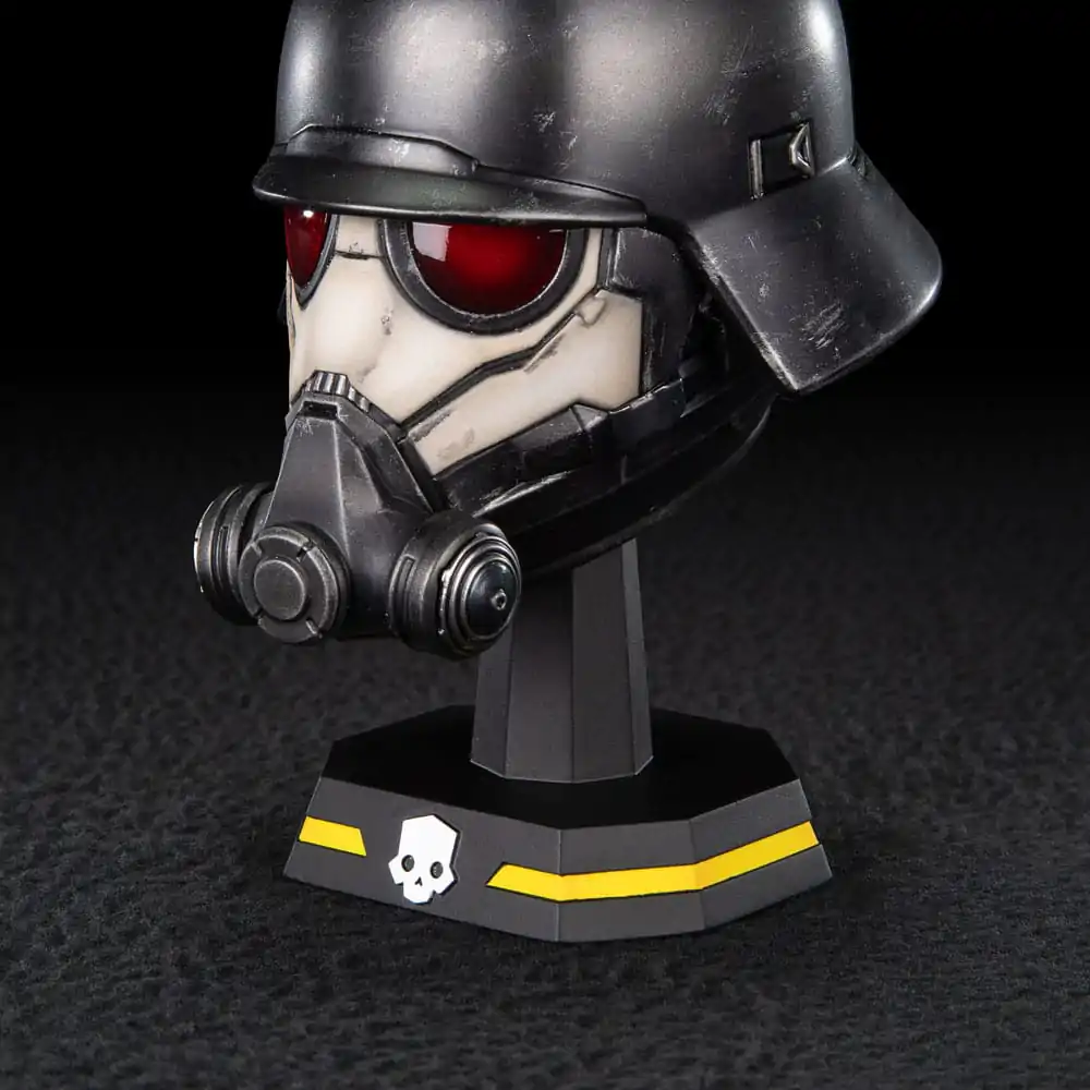 Helldivers 2 Replica 1/4 Field Chemist Helmet 11 cm product photo