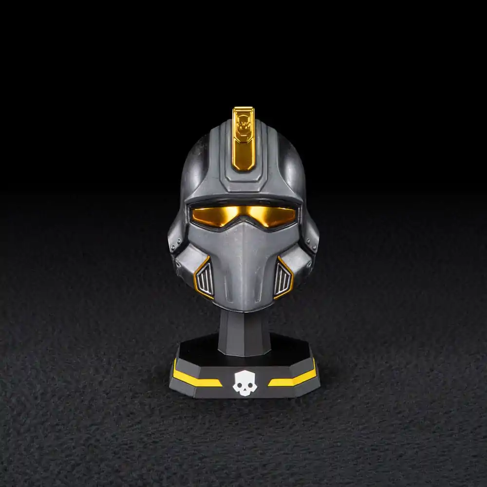 Helldivers 2 Replica 1/4 Hero of the Federation Helmet 11 cm product photo