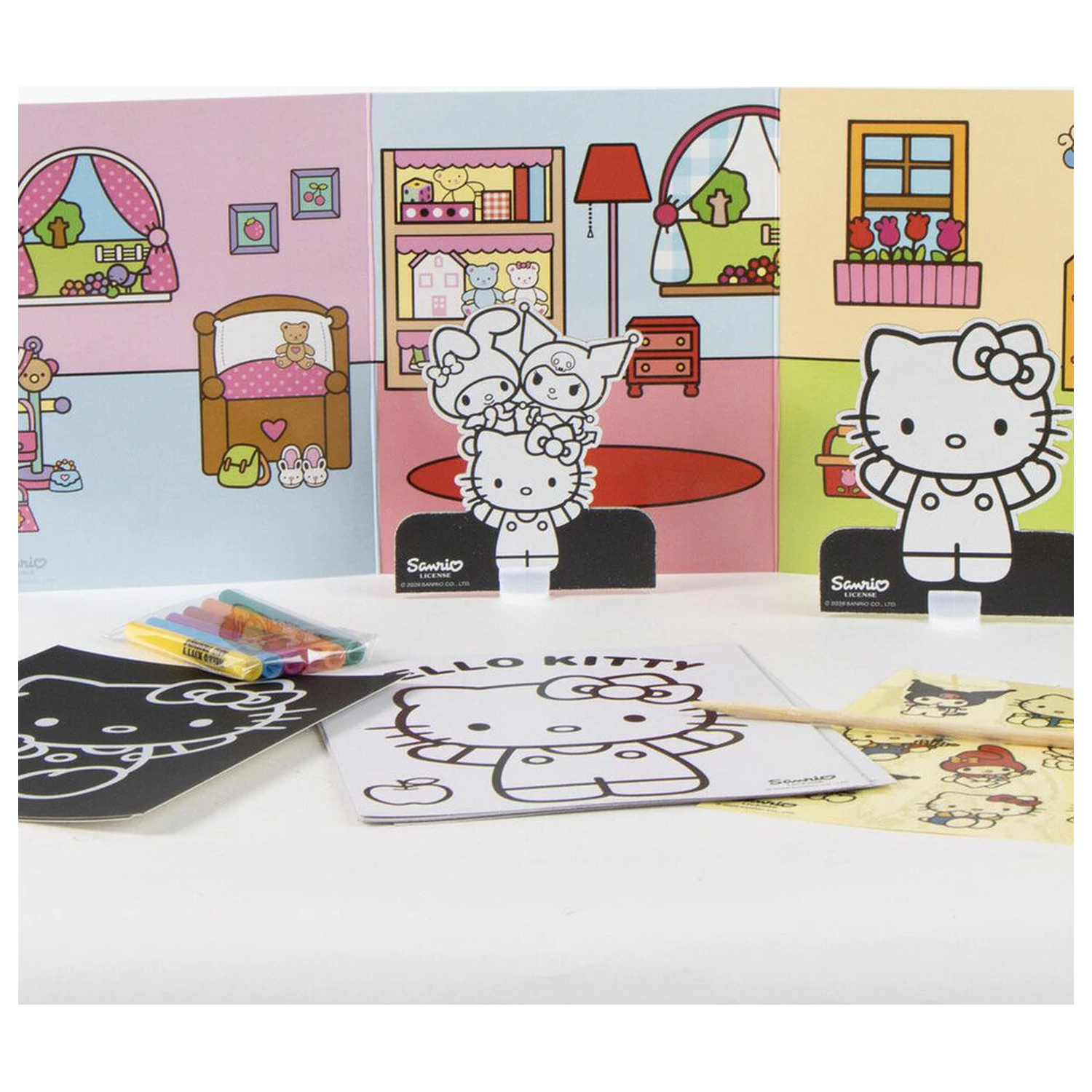 Hello Kitty and Friends Colouring bag set product photo