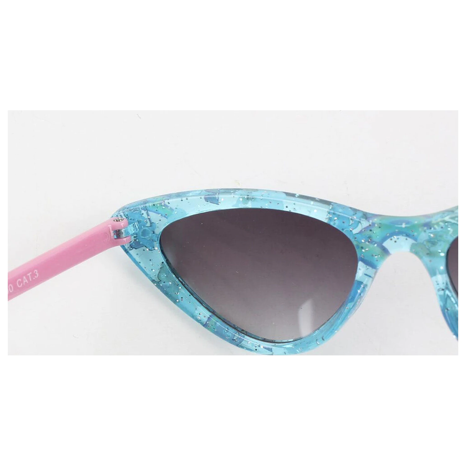 Hello Kitty beauty set + sunglasses product photo