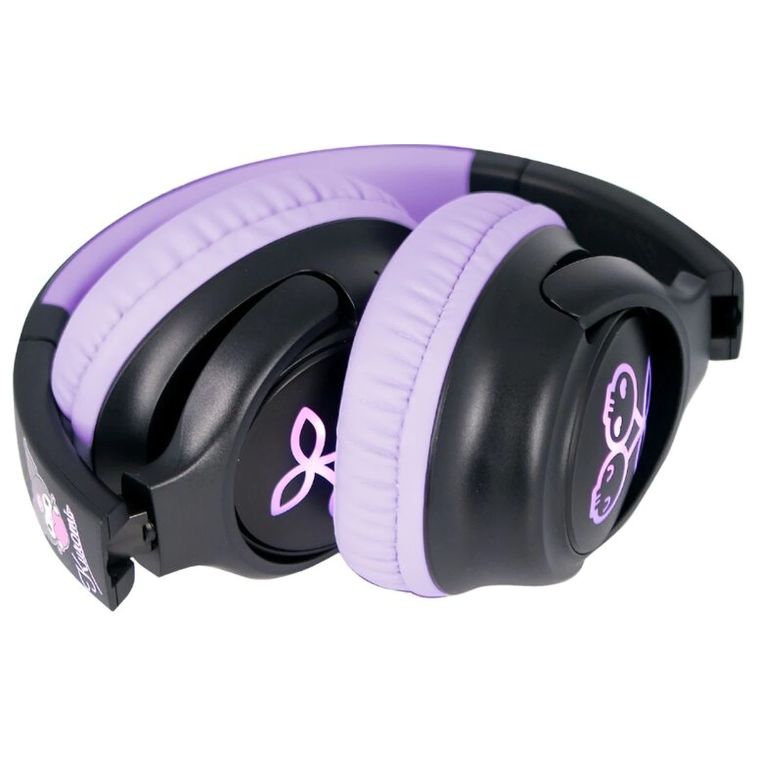 Hello Kitty Kuromi core headphones product photo