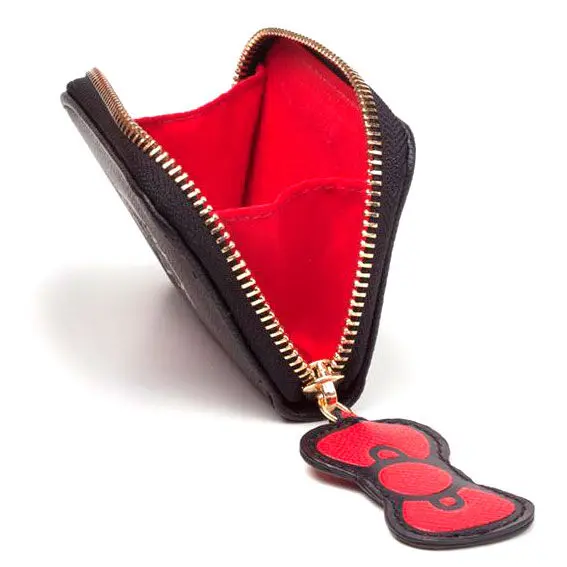 Hello Kitty purse product photo