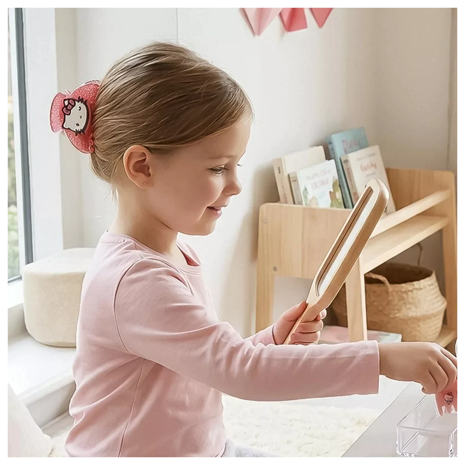 Hello Kitty Pink Hair Clip Set, 5-piece product photo