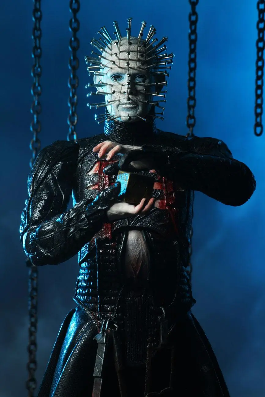 Hellraiser Ultimate Action Figure Pinhead 17 cm product photo