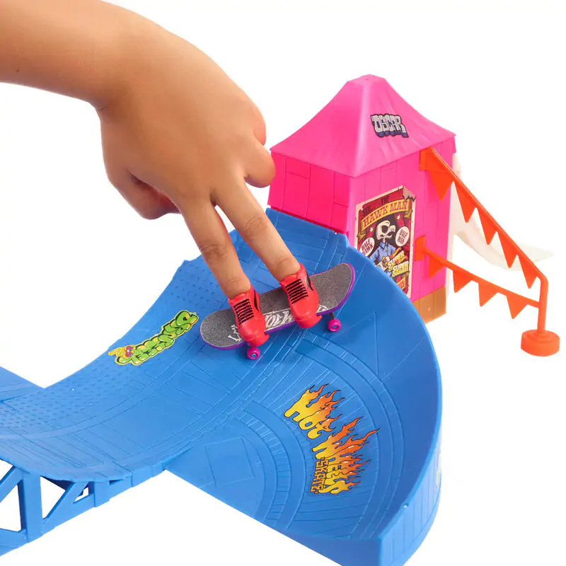 Hot Wheels Amusement Park Skate Set product photo