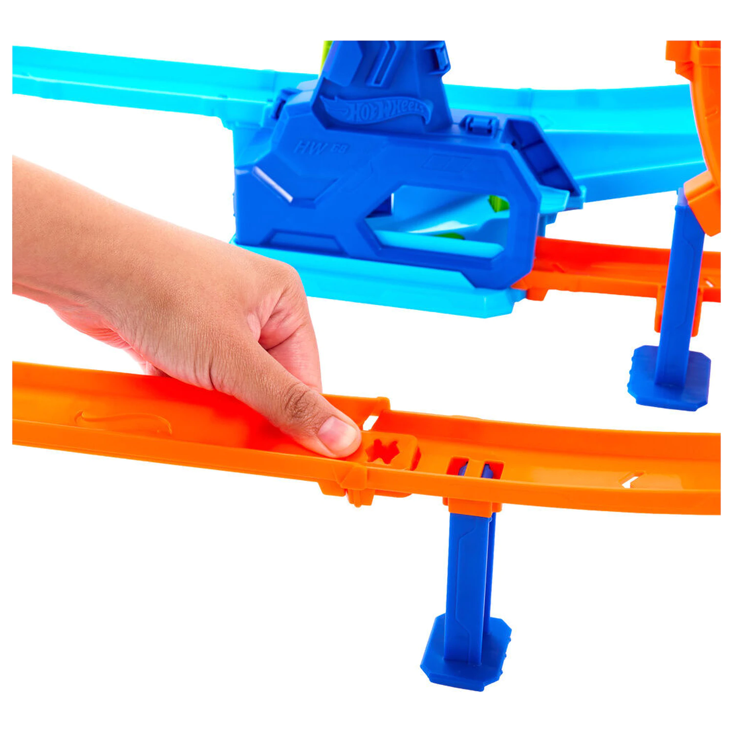 Hot Wheels Rapid Launch Cyclone playset product photo