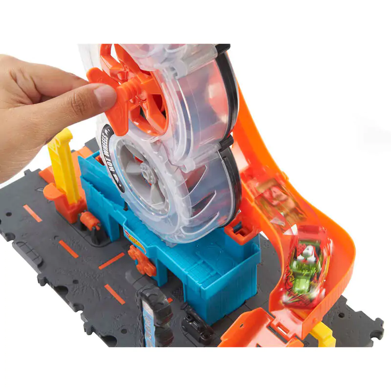 Hot Wheels Super Twist Tire Shop product photo
