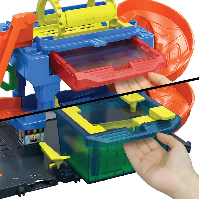 Hot Wheels Tunnel Twist Car Wash product photo