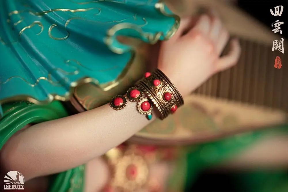 Infinity Studio Elegance Beauty Series Statue Dancer of Cloud Palace 35 cm product photo