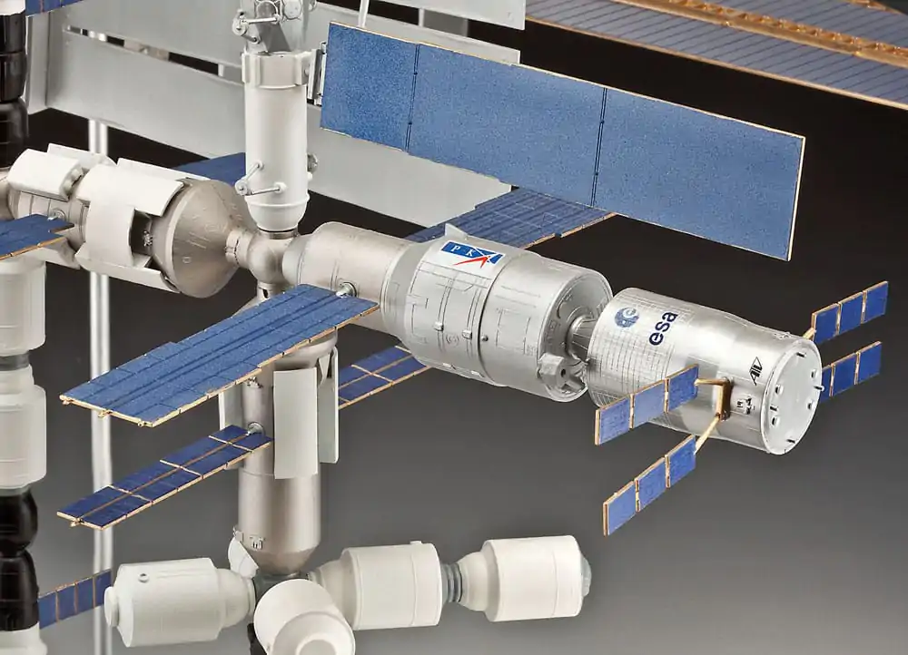 International Space Station ISS Model Kit Gift Set 1/144 25th Anniversary Platinum Edition 74 cm product photo