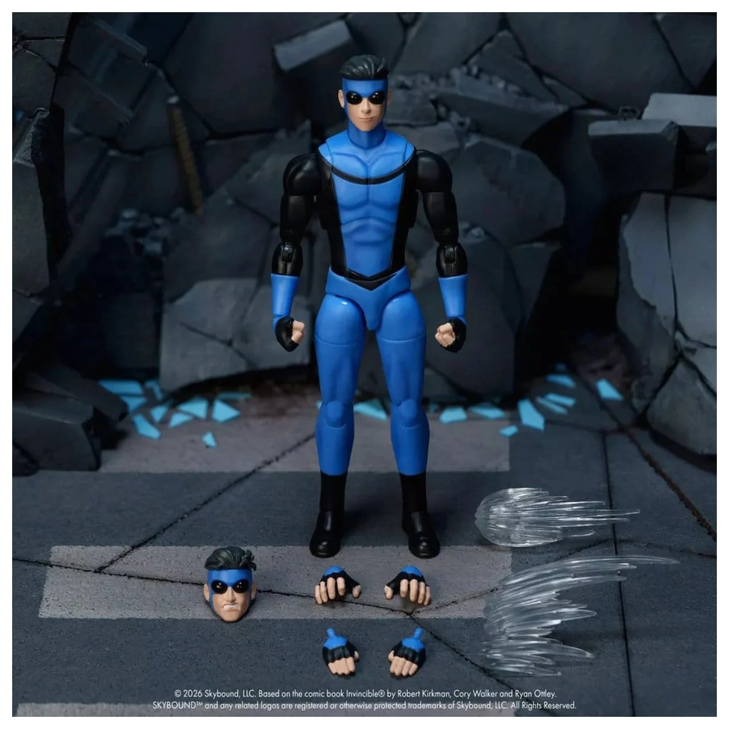 Invincible Action Figure Invincible 16 cm product photo