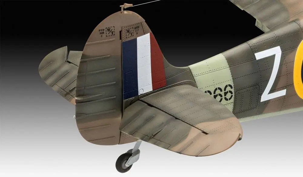Iron Maiden Model Kit 1/32 Spitfire Mk.II 29 cm product photo