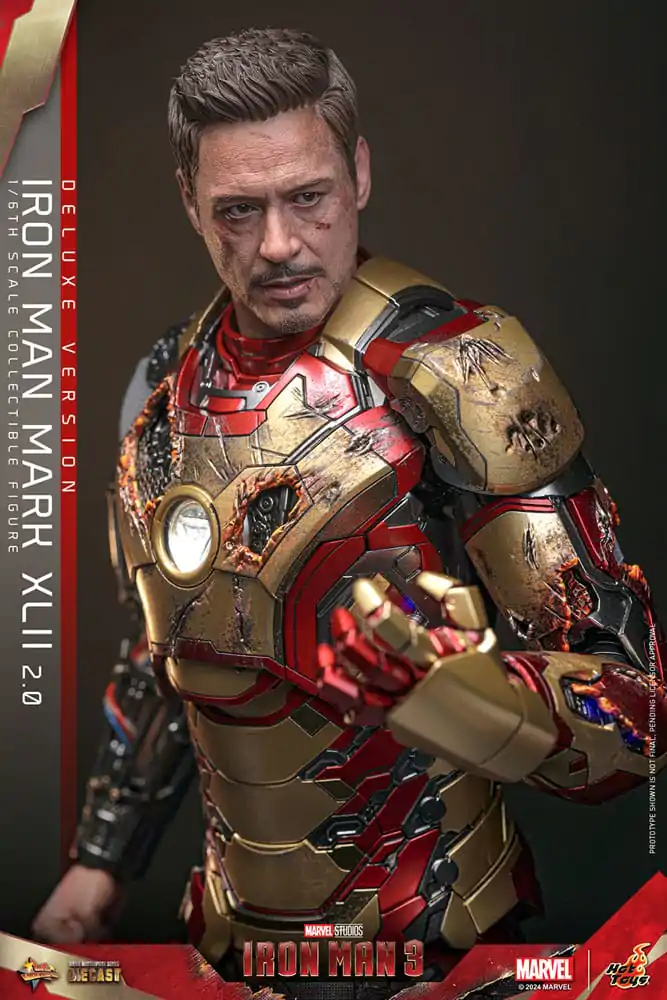 Iron Man 3 Movie Masterpiece Diecast Action Figure 1/6 Iron Man Mark XLII (2.0) Deluxe 32 cm termékfotó