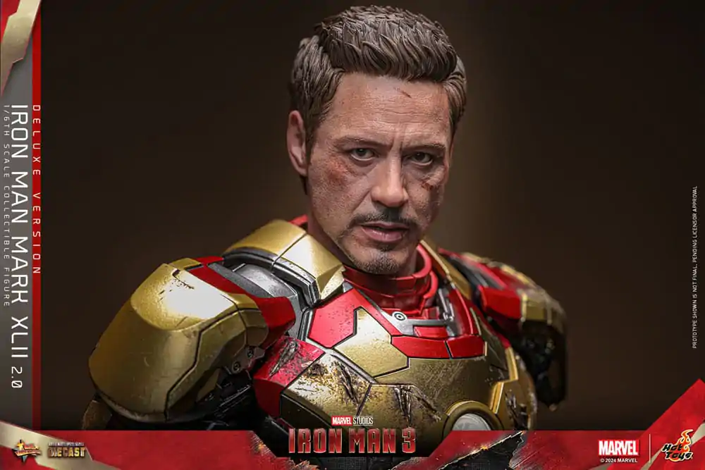 Iron Man 3 Movie Masterpiece Diecast Action Figure 1/6 Iron Man Mark XLII (2.0) Deluxe 32 cm termékfotó