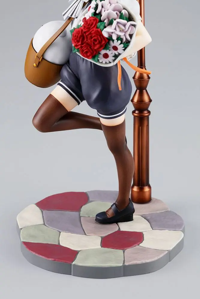 Is the Order a Rabbit BLOOM PVC Statue 1/6 Cocoa Flower Delivery Ver. 25 cm product photo