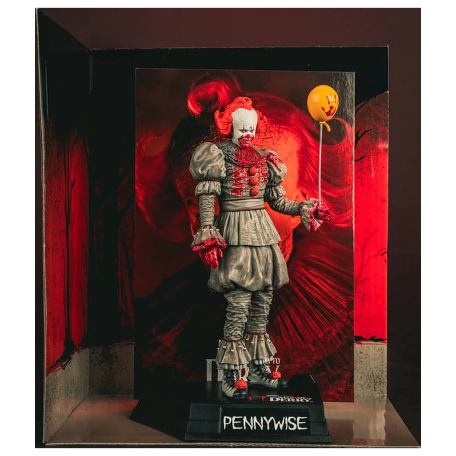 It Welcome to Derry Movie Maniacs Figure Pennywise (Bloody) 16 cm product photo