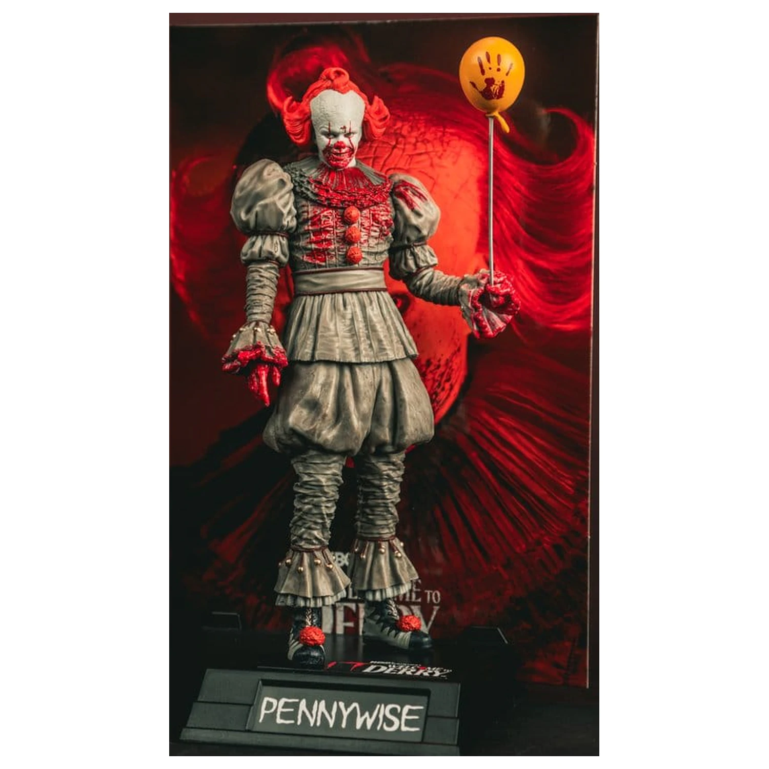It Welcome to Derry Movie Maniacs Figure Pennywise (Bloody) 16 cm product photo