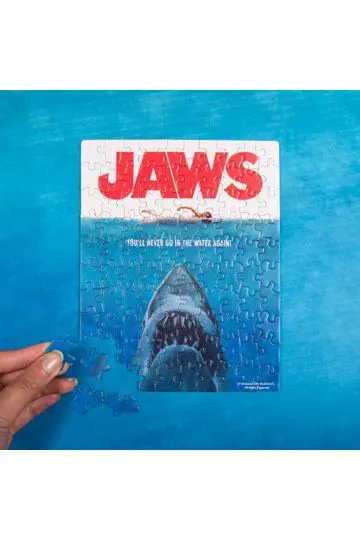 Jaws Mug &amp; Jigsaw Puzzle Set product photo