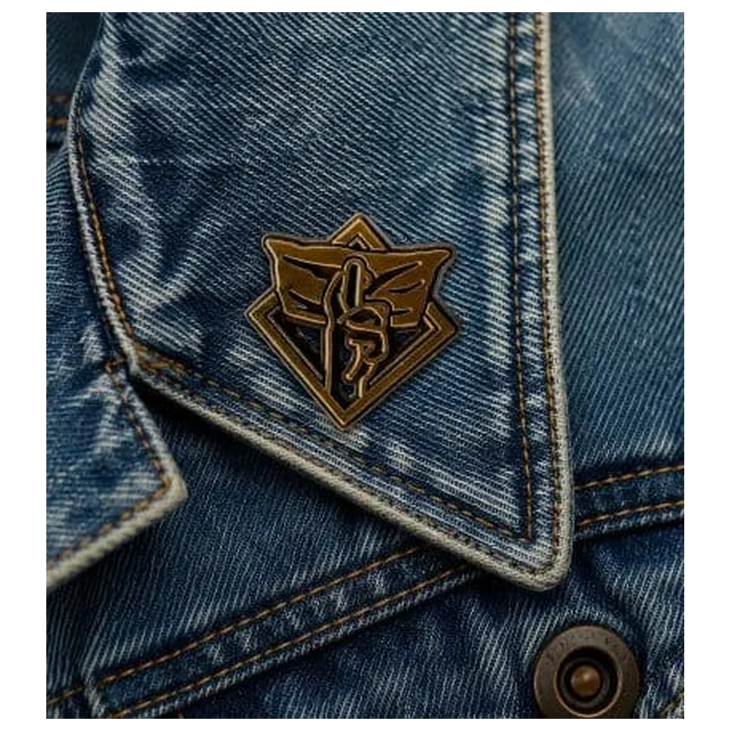 Jujutsu Kaisen Icon Pin Badge Satoru Gojo product photo