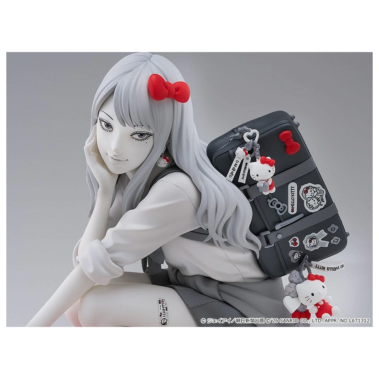 Junji Ito PVC Figure Gyaru Tomie x Hello Kitty 14 cm product photo