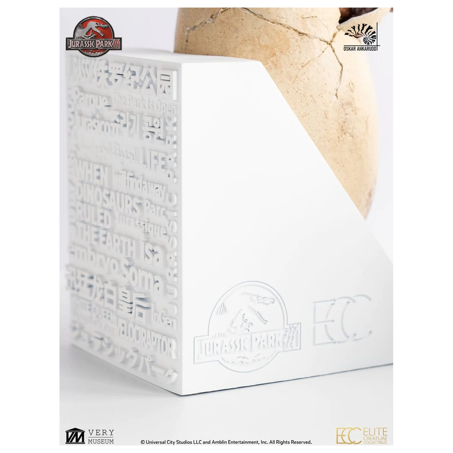 Jurassic Park III ECC Elite Creature Line Statue White Queen Hatching Egg 13 cm product photo